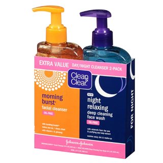 Clean & Clear Day/Night Cleanser 2-Pack at Rs.3251